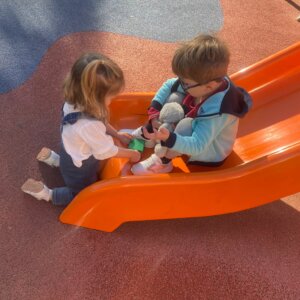 Campamentos inclusivos durante vacaciones escolares